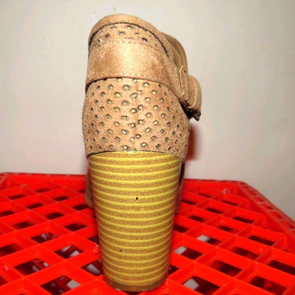 Booties - Picture 3 of 4